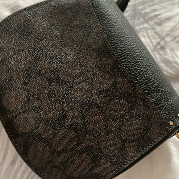 Coach Crossbody like new - Picture 10 of 11